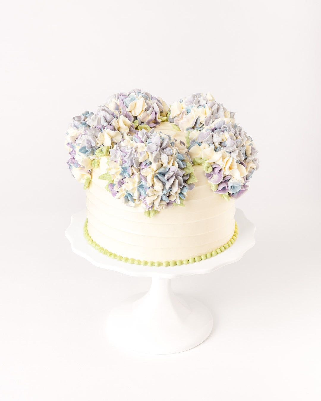 Buttercream Hydrangea Cake