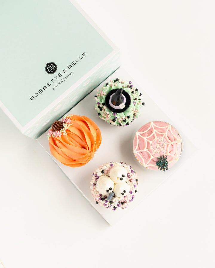 Box of 4 Halloween decorative cupcakes