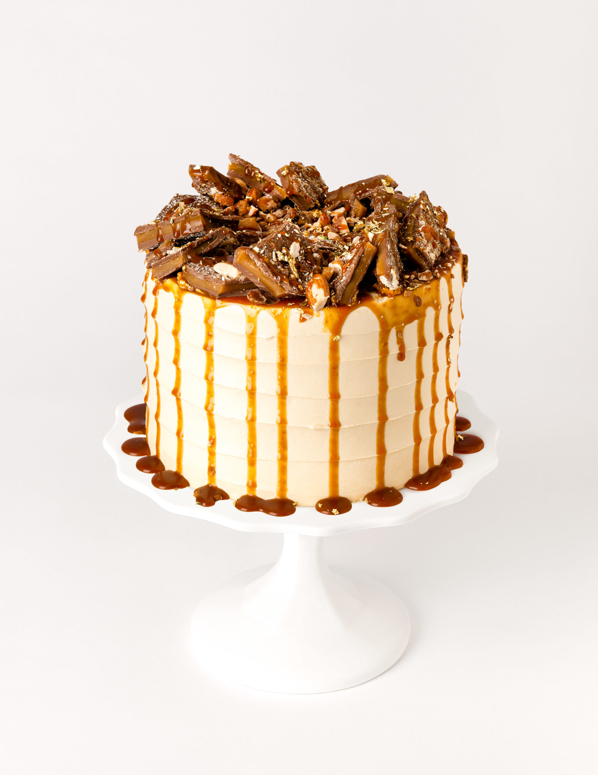 Buy/Send Cream Drop Caramel Cake- 1 Kg Eggless Online- FNP