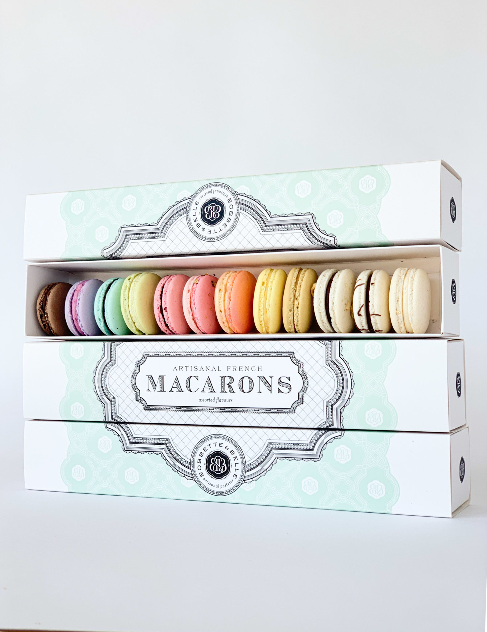 The Ultimate Macaron Assortment - Bobbette & Belle