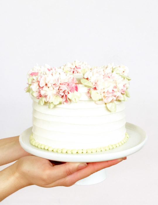 Buttercream Hydrangea Cake