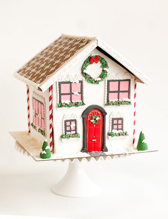 Classic Holiday Gingerbread House