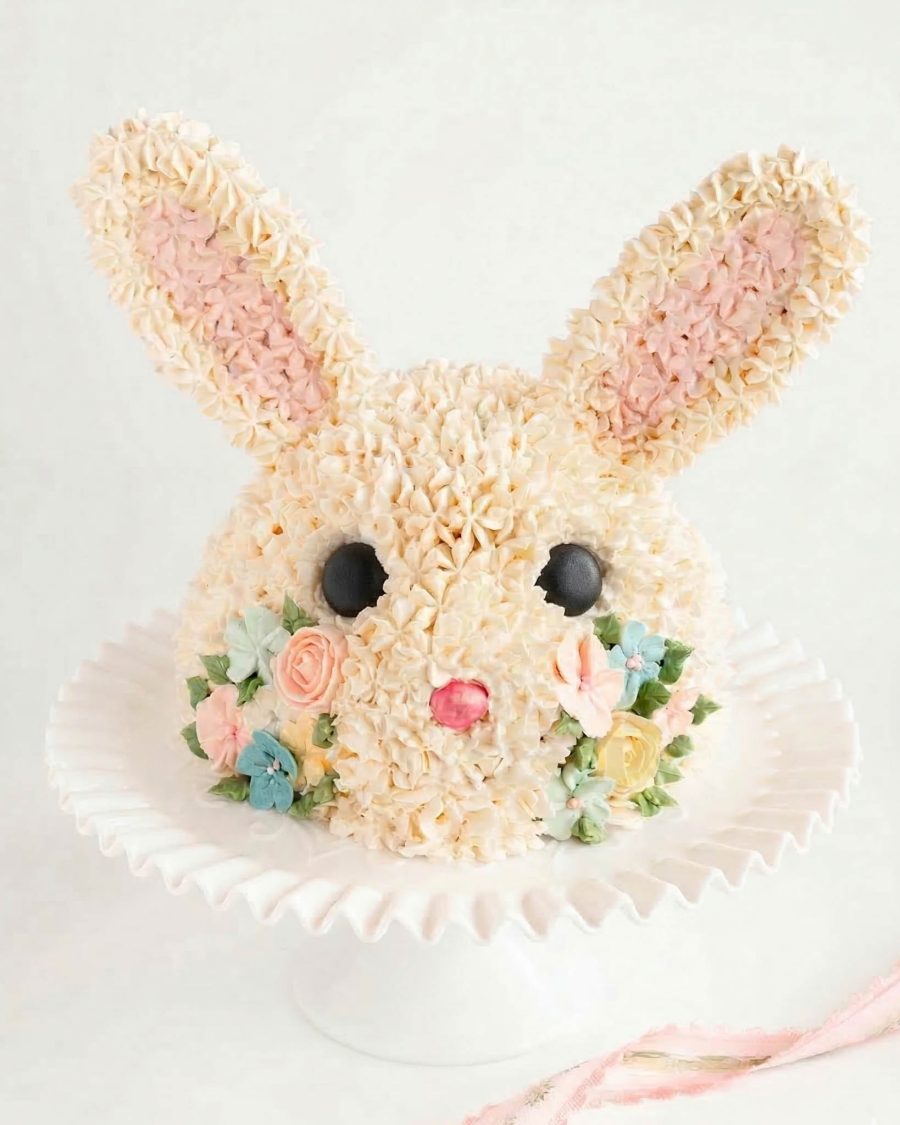 Scupted Easter Bunny Cake