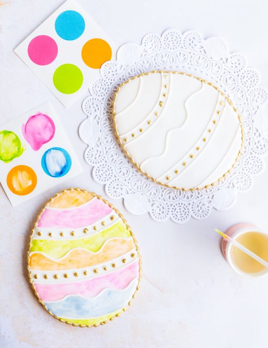 Large Easter Egg Colouring Cookie
