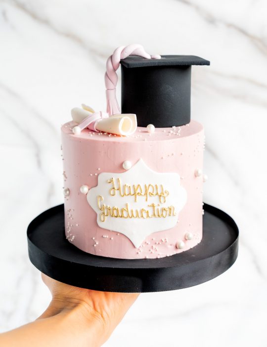 Graduation Cake (pink)